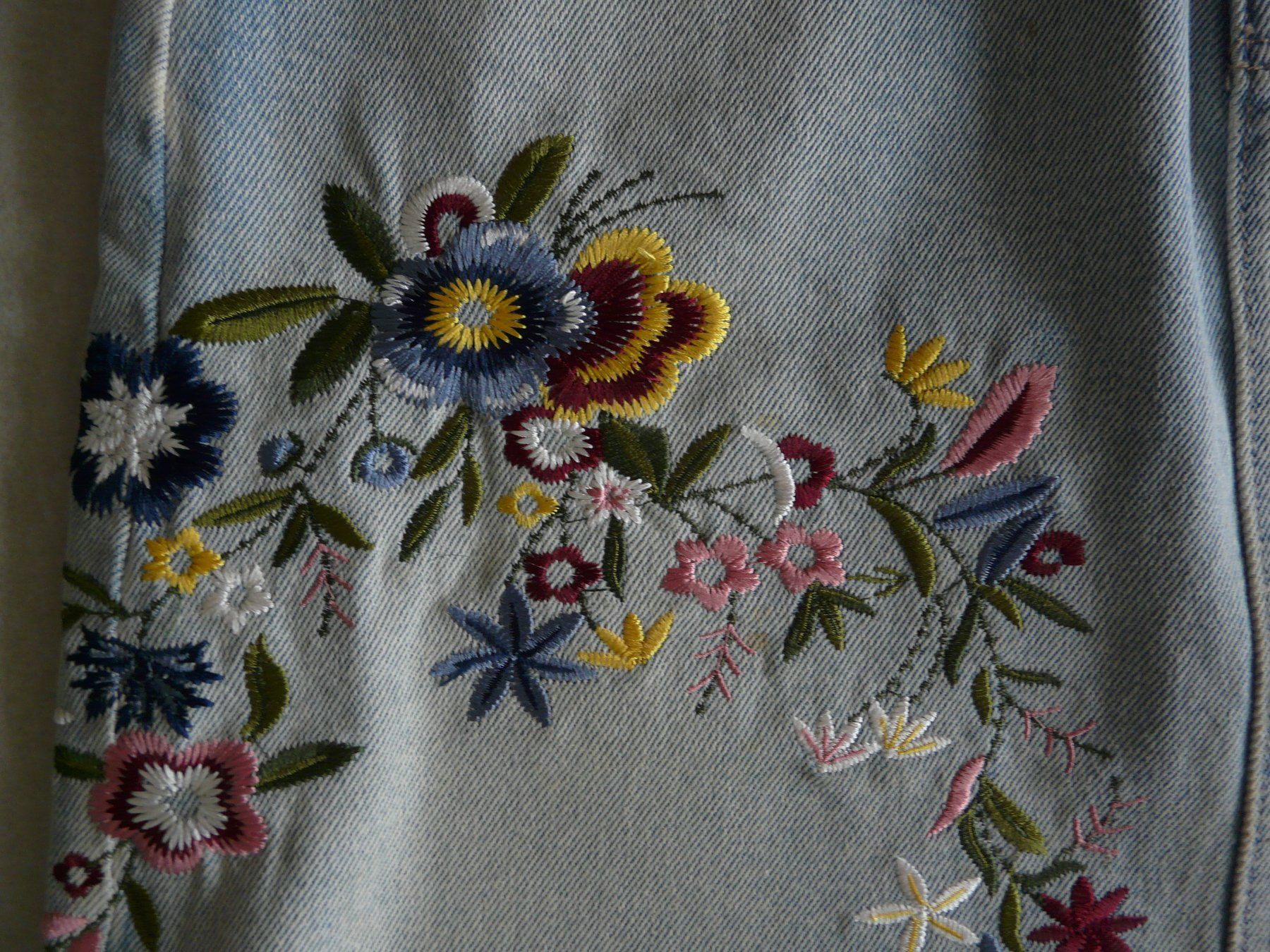 Stradivarius Gonne: Jupe Rock Jean Stradivarius EU 38 – Nuovo (secondo la descrizione) da ERLINSBACH venduto da doudouce 2