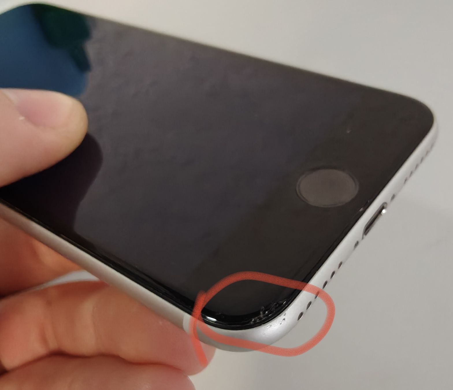 Apple Telefoni cellulari / Smartphones: iPhone SE 2. Generation – Usato da Ehrendingen venduto da Rocky985 2