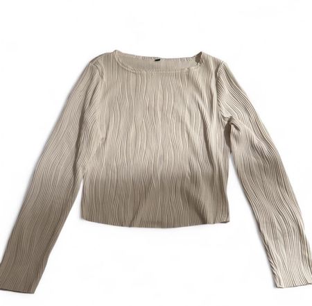 Textured cream long sleeve top 