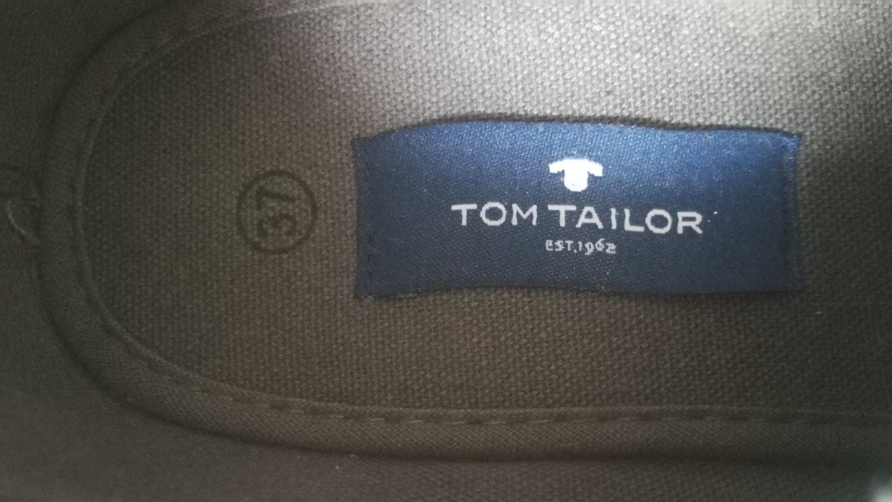Tom Tailor Scarpe da uomo: Schuhe von Tom Tailor jungs Gr 37 – Usato da Zürich venduto da laude 2