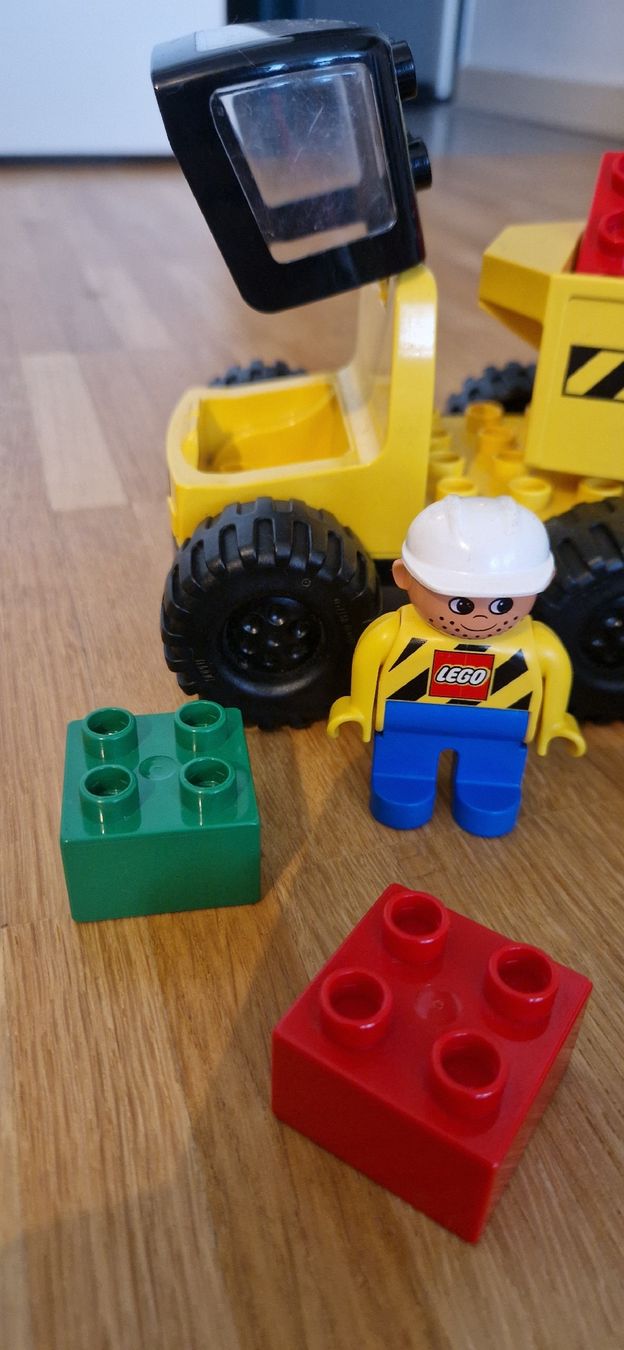 Lego Kit di costruzioni: Lego Duplo Lastwagen mit Bauarbeiter, 2808 – Usato da Riehen venduto da Aconitum 1