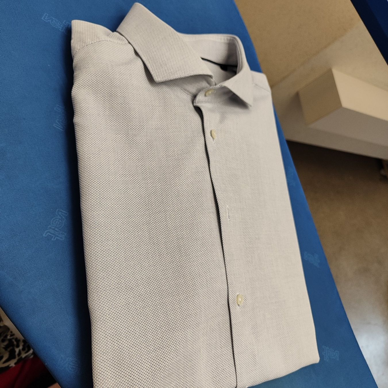Tommy Hilfiger Camicie: Hilfiger Herrenhemd Gr 41 – Usato da Langnau am Albis venduto da Judithsebi 1