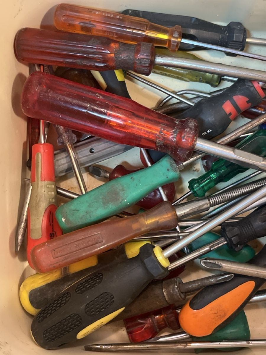 Alle Werkzeuge: Diverse Schraubenzieher – Gebraucht aus Münchenstein von robit01 1