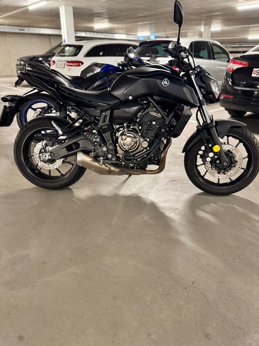 Yamaha Strada: Yamaha mt07 2020 – Usato da Bern venduto da men_cl8x 7