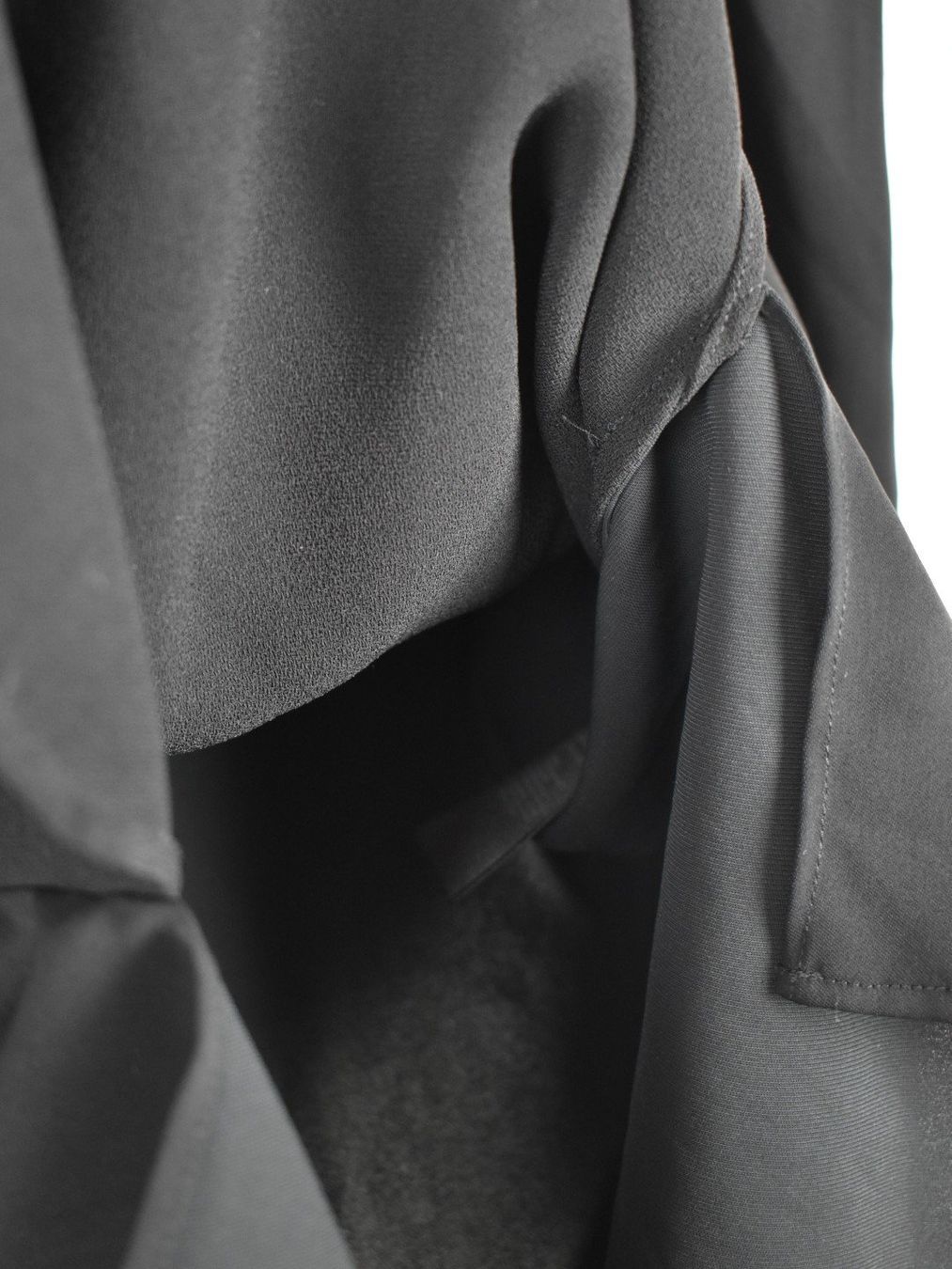 Allsaints Camicette: Allsaints Bluse mit cut out, Gr.36, schwarz – Usato da Nürensdorf venduto da 2ND_STORY 8