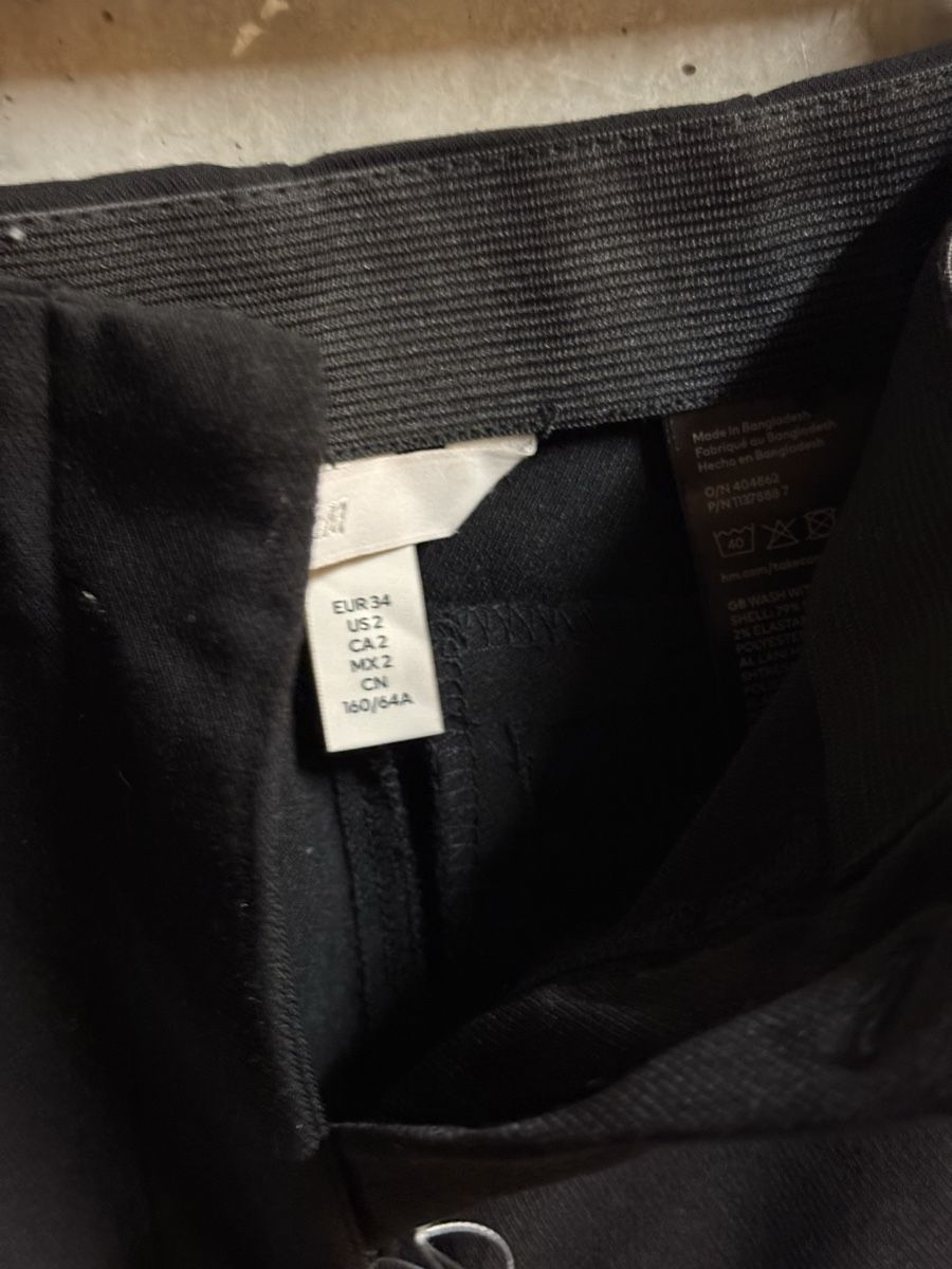 H&M Pantaloni: Pantalon chic  – Usato da Monthey venduto da sen_6ckr 2