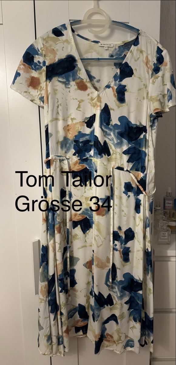 Kleider: Sommerkleider  – Neu (gemäss Beschreibung) aus Thun von mami0305