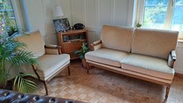Sofa und Sessel Garnitur Holz hell bezogen