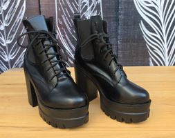 Schnürstiefel Plateau schwarz Grösse 41 neuer Zustand