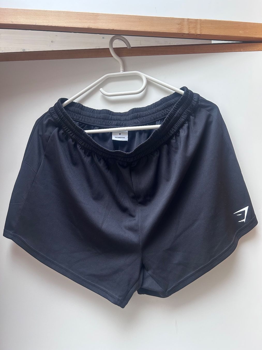 Hosen: GYMSHARK Shorts – Gebraucht aus Dättwil AG von fio_d76l