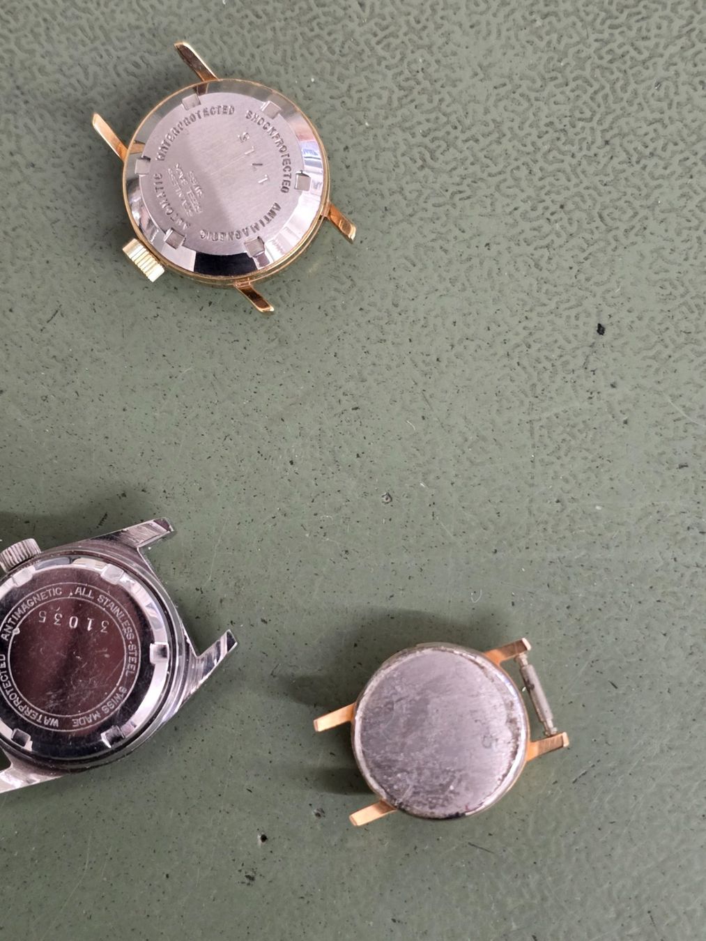 Orologi: Lot de 7 boîtes de montres – Usato da Tramelan venduto da Nirdan 6