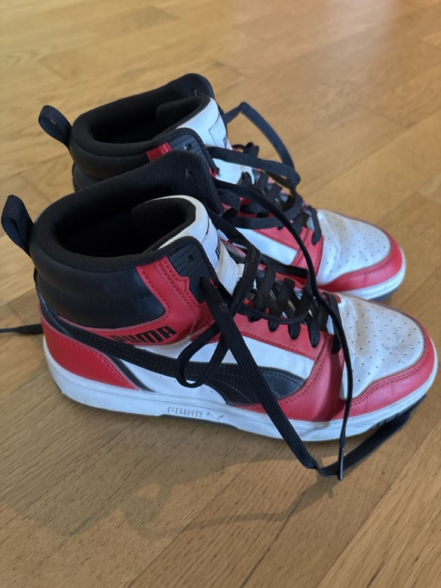 Puma Scarpe da uomo: Basketballschuhe Puma 38 – Usato da Zürich venduto da nikita75