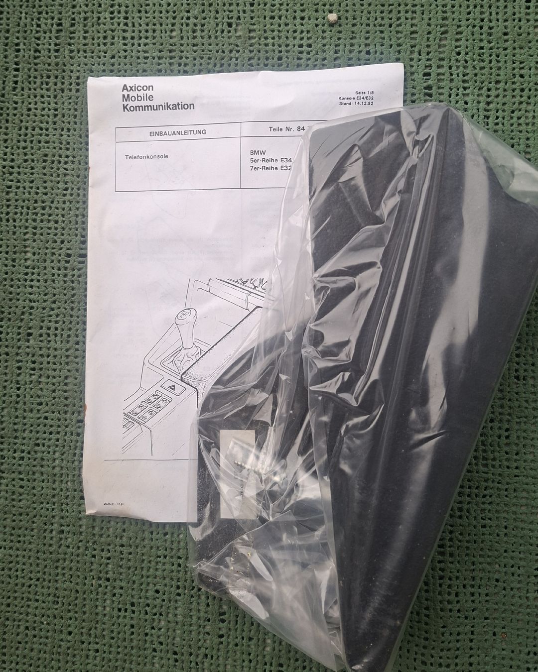 BMW Sonstiges Fahrzeugzubehör: BMW Telefonkonsole 5er E34 7er E32 neu – Neu und originalverpackt aus Aadorf von classicpower02 3