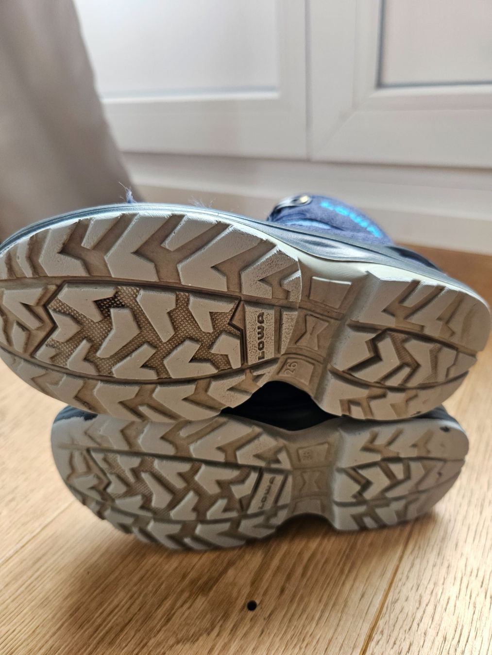 Lowa Scarpe per ragazzi: Lowa Wanderschuhe Grösse 26 – Usato da Winterthur venduto da dobeh 3