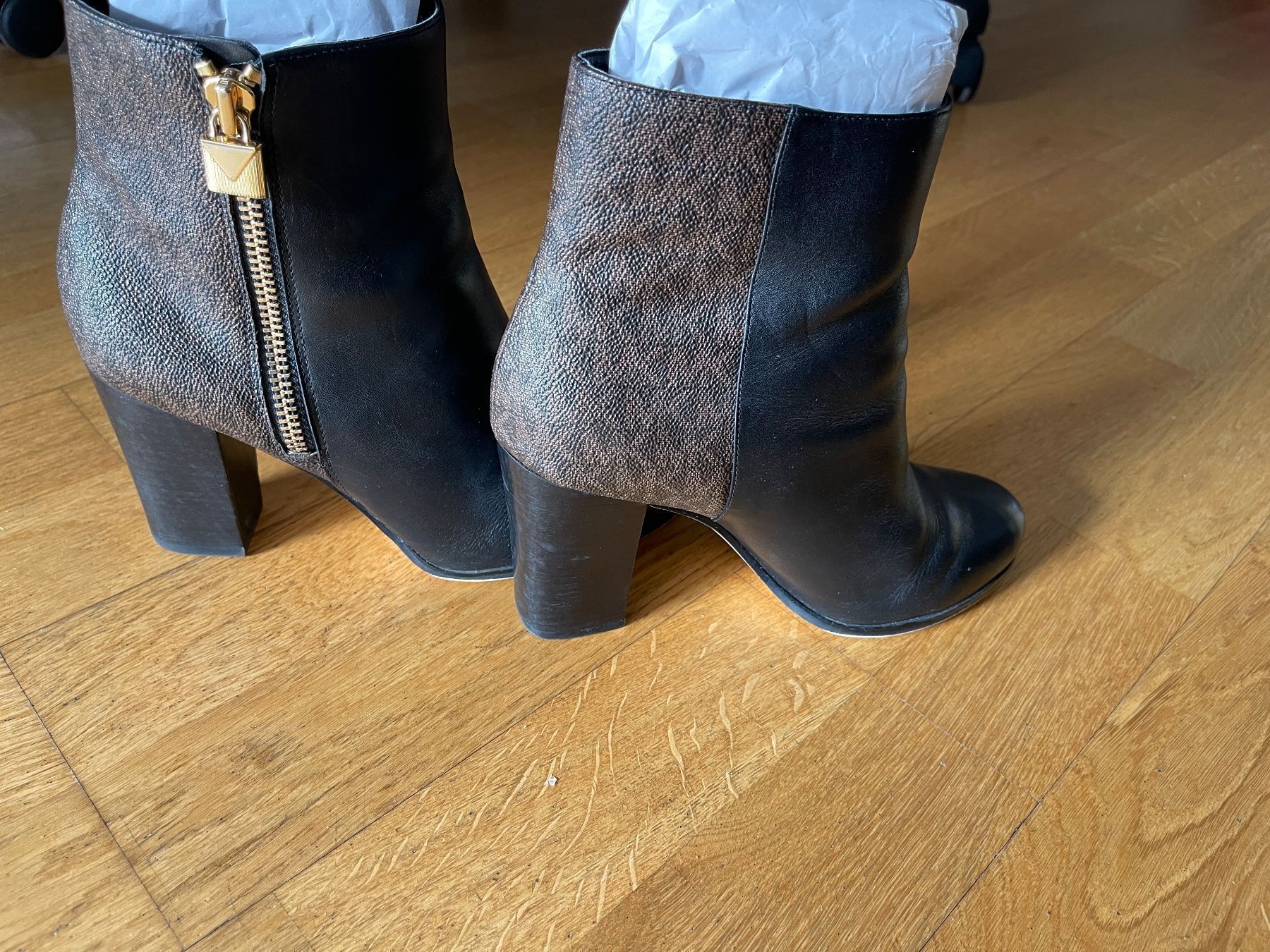 Michael Kors Damenschuhe: Michael Kors Boots 37,5 – Gebraucht aus Zürich von Bybyana 6