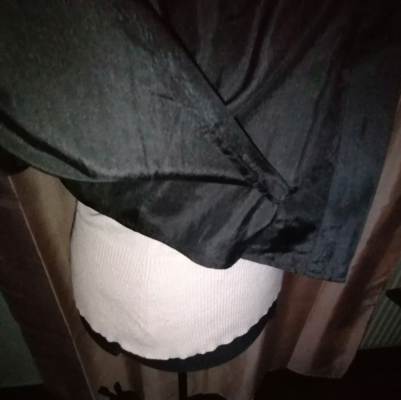 Camicette: Retro Blouse en soie / Seide – Usato da Corcelles-près-Payerne venduto da RxOne_Krs 5