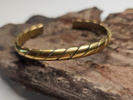 Vintage Armreif – Goldfarbene Optik