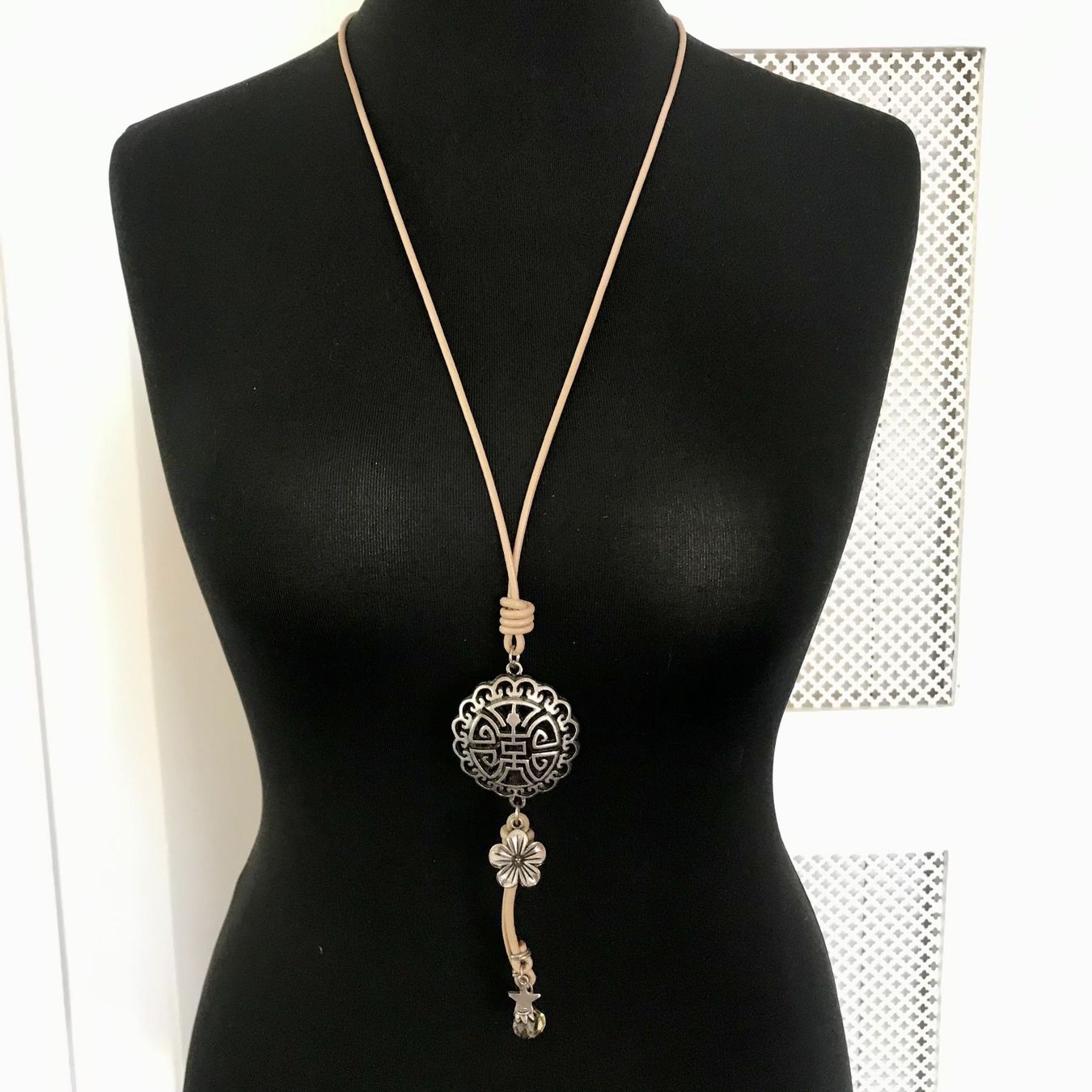 Catenine: Kette mit Anhänger – Usato da Zollikon venduto da rundbsurf 1