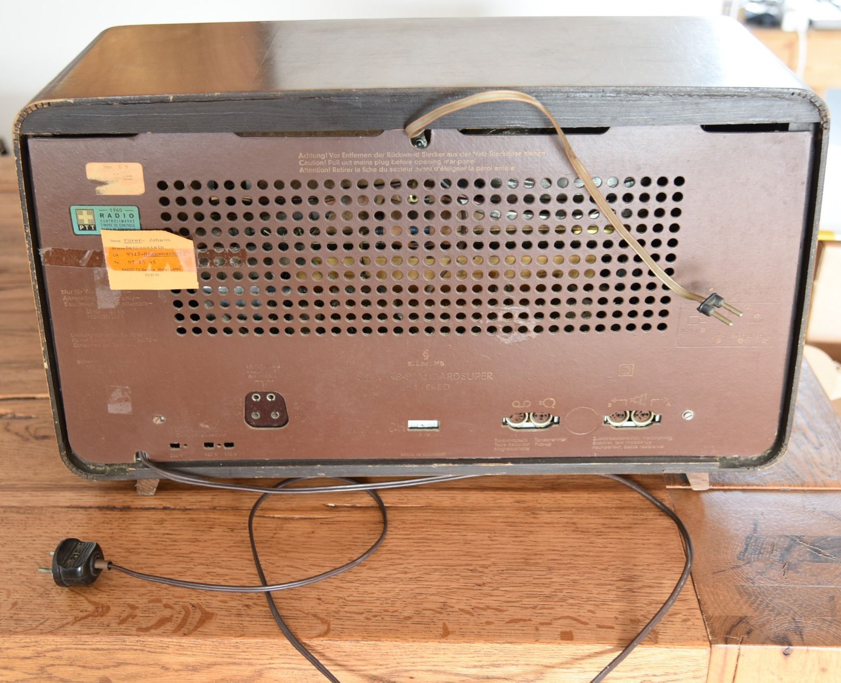 Radios: Alter Radio Original – Gebraucht aus Egerkingen von John001 1