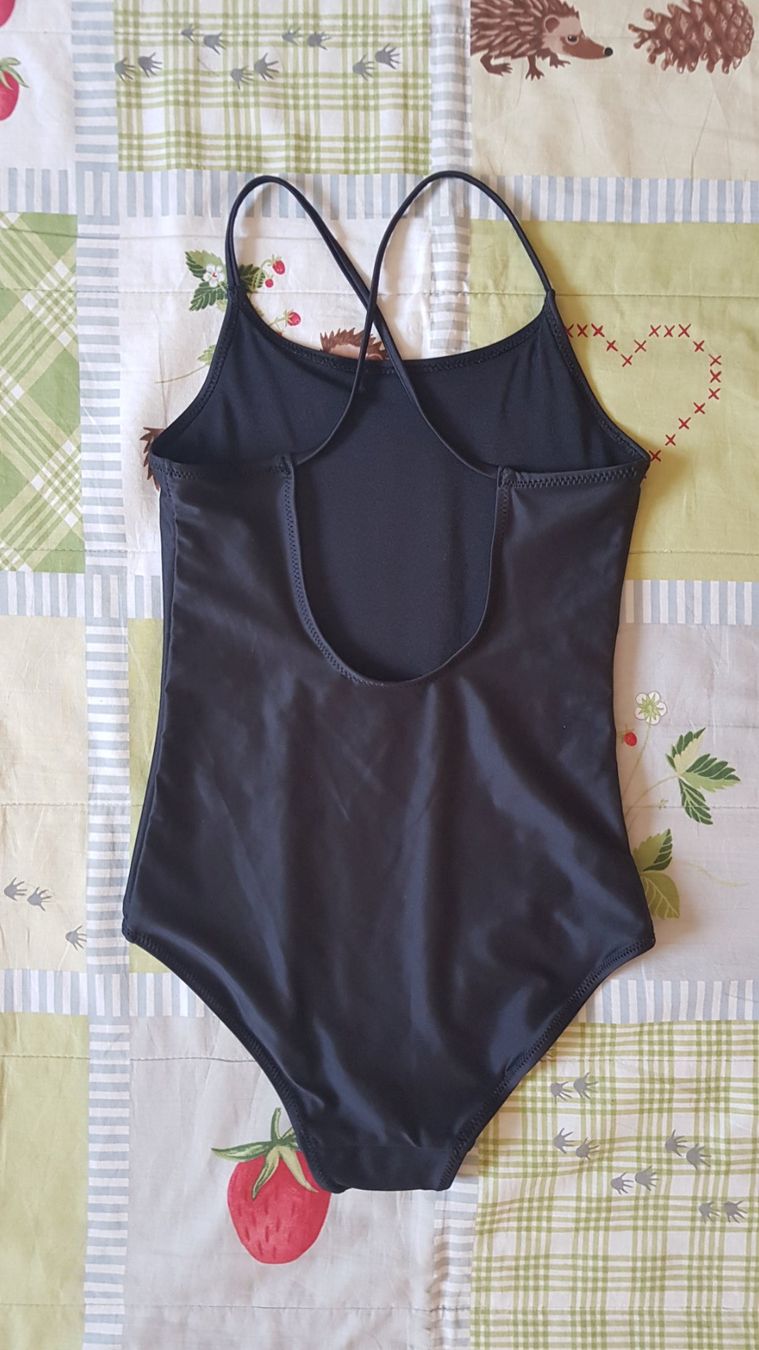 H&M Badekleider & Bikinis: Badeanzug H&M Gr.134/140 – Gebraucht aus Luzern von silvermoon12 1