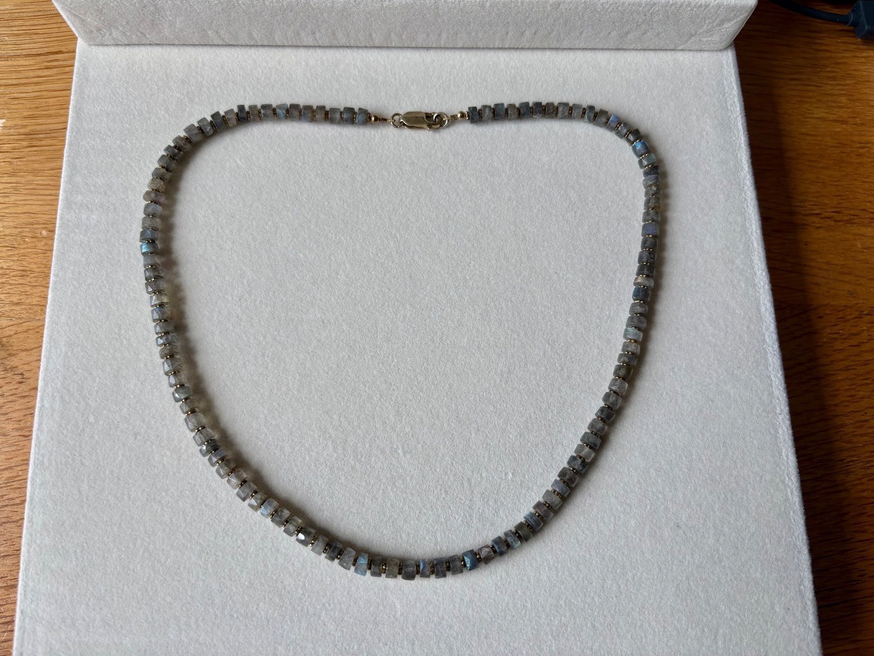 Catenine: Collier mit Labradorit, NEU, 48 cm – Nuovo (secondo la descrizione) da Brugg AG venduto da lau_9rvy 3