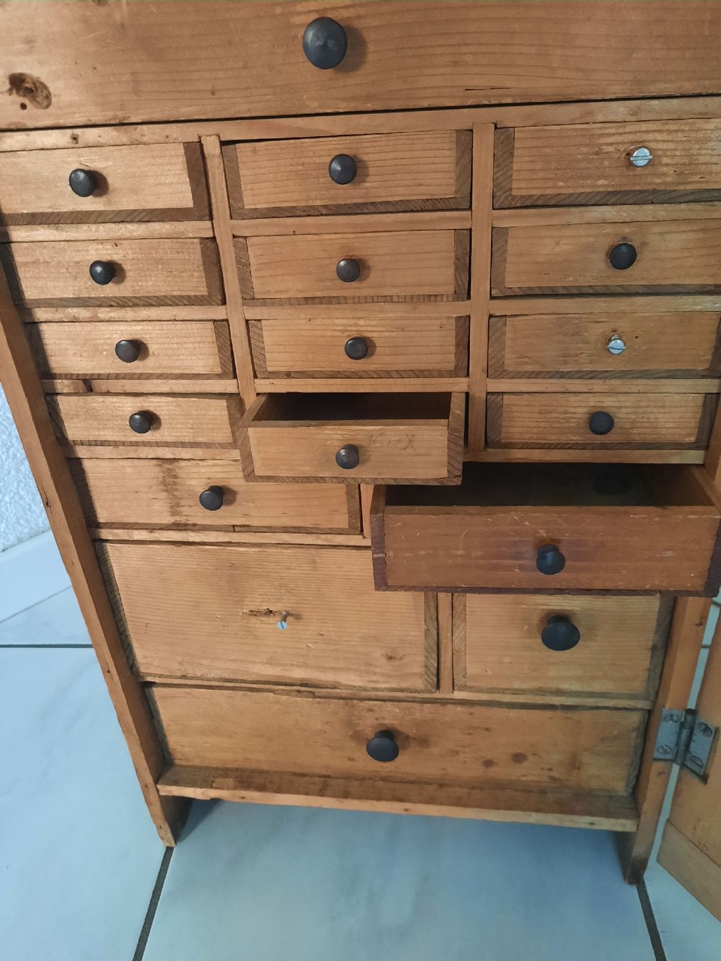 Schränke: Ancienne LAYETTE D'HORLOGER – Gebraucht aus Le Locle von marylise01 2