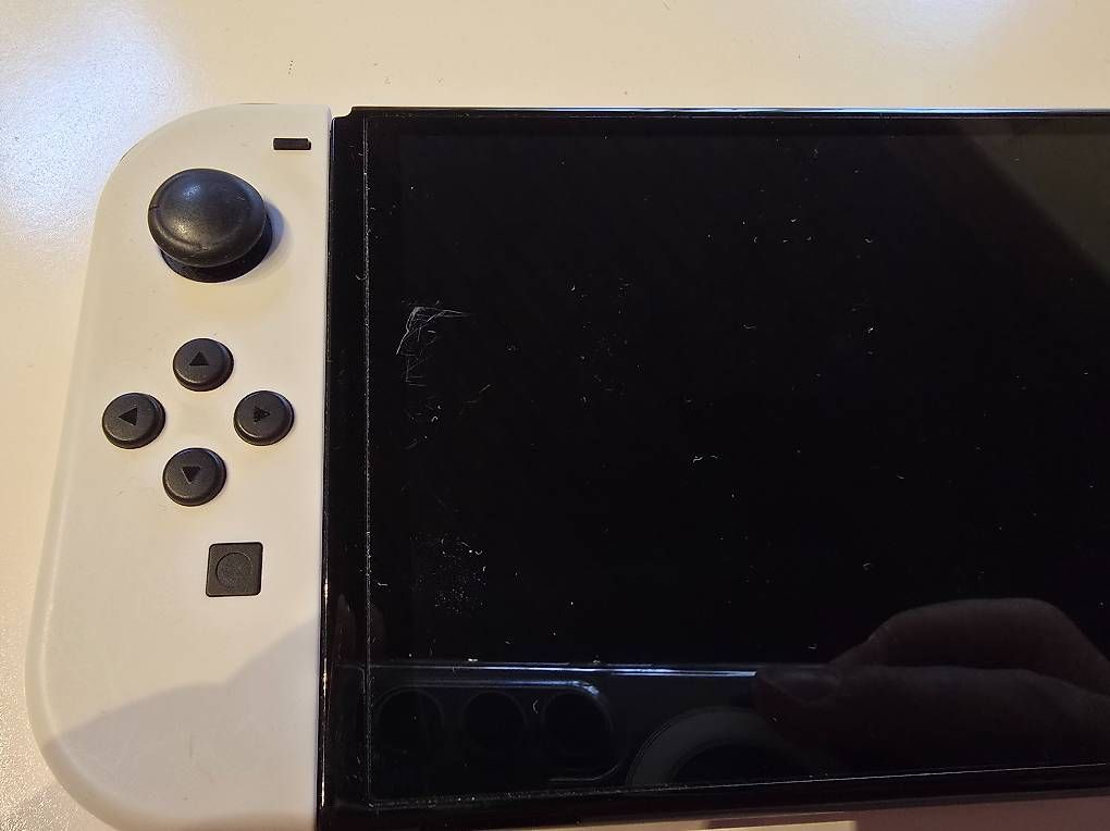 Nintendo Console: Nintendo Switch OLED – Usato da Busswil BE venduto da Mirkel 4