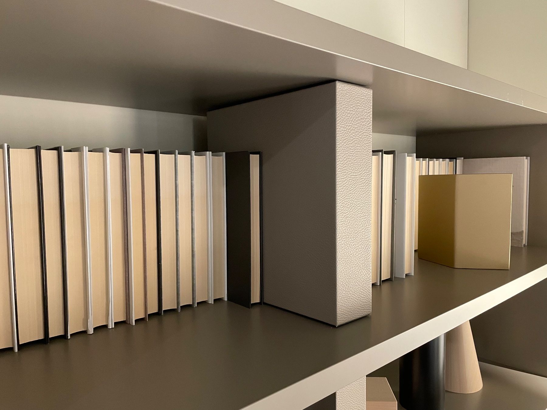 Molteni Scaffali: Molteni 505 Wohnwandkombination – Usato da Grenchen venduto da sigi-f. 6