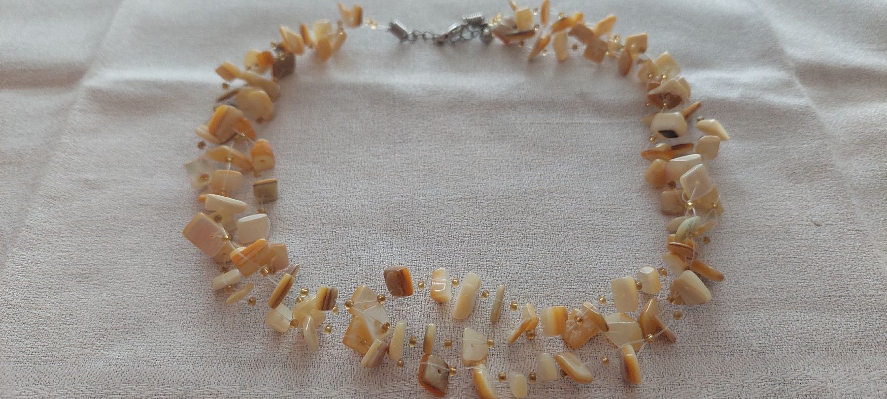 Catenine: Gelbe Muschelkette – Usato da Safenwil venduto da fra_t5c9