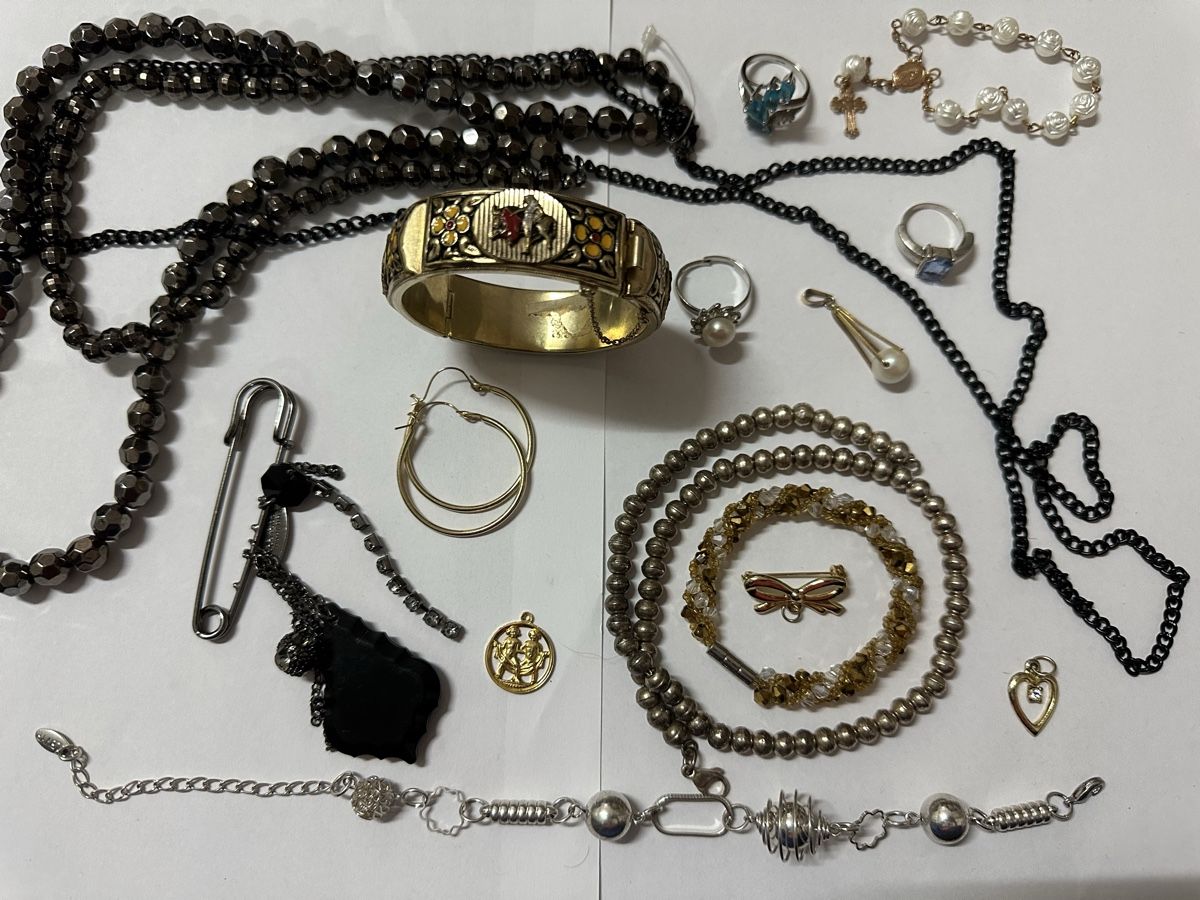 Altri gioielli: Lot de bijoux – Usato da Montreux venduto da Pipo7878 1