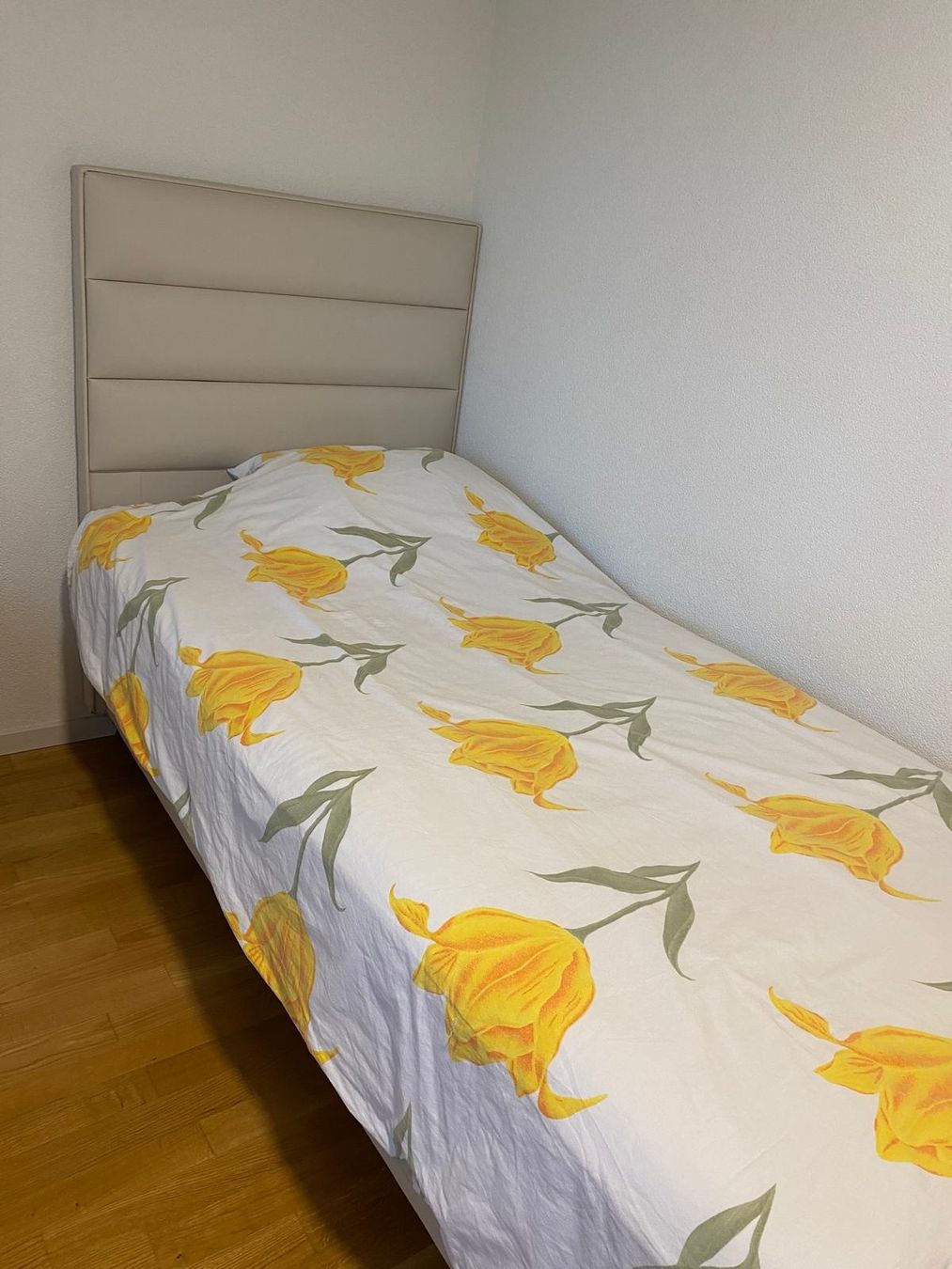 Letti: Lit simple avec rangement intégré 90x200 - Comme neuf – Usato da Chavannes-Renens venduto da dil_c2f6