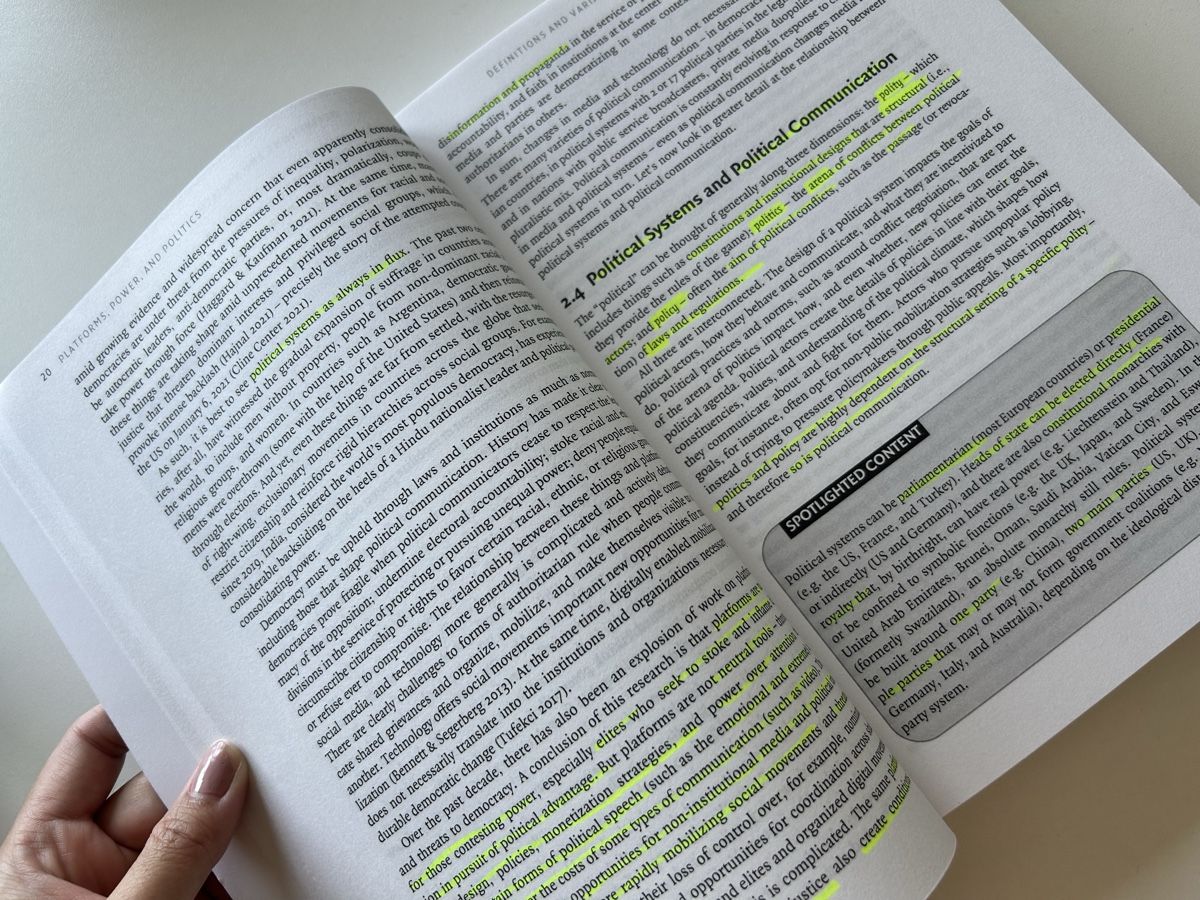 Libri: Platforms, Power and Politics - Ulrike Klinger – Usato da Baden venduto da lilylein_ 3