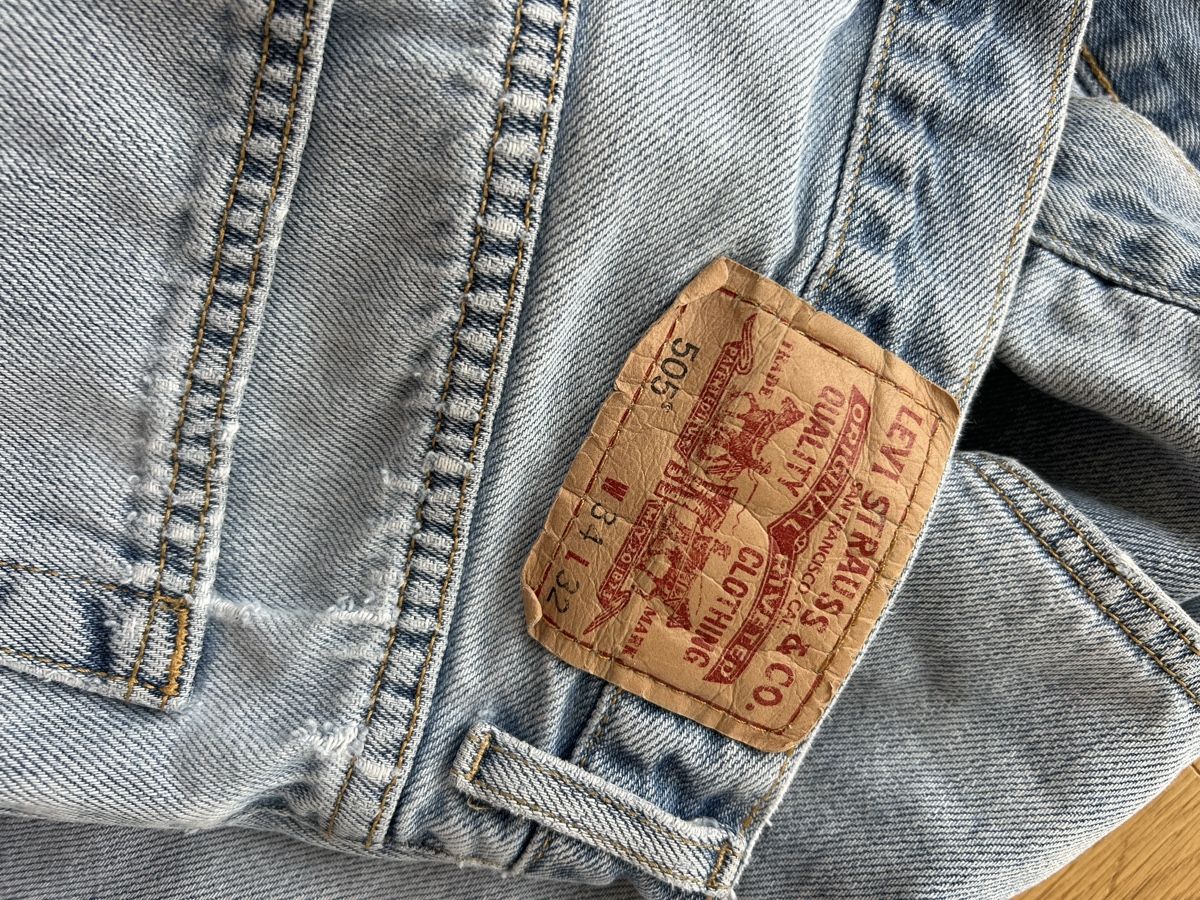 Levi's Jeans: Levi's 505 Jeans Regular Fit  – Usato da Winterthur venduto da LF19 2