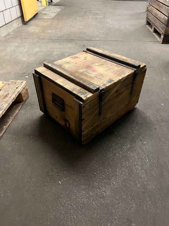 Transportkisten: Schweizer Militär Holzkiste – Gebraucht aus Rheineck von inf_kv7d 1