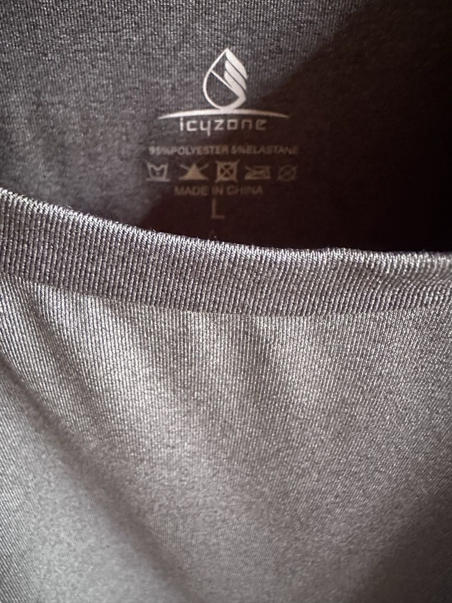 T-shirt: Sport Tshirt Grau, Gr.L – Usato da Münsingen venduto da Secondhand89 1