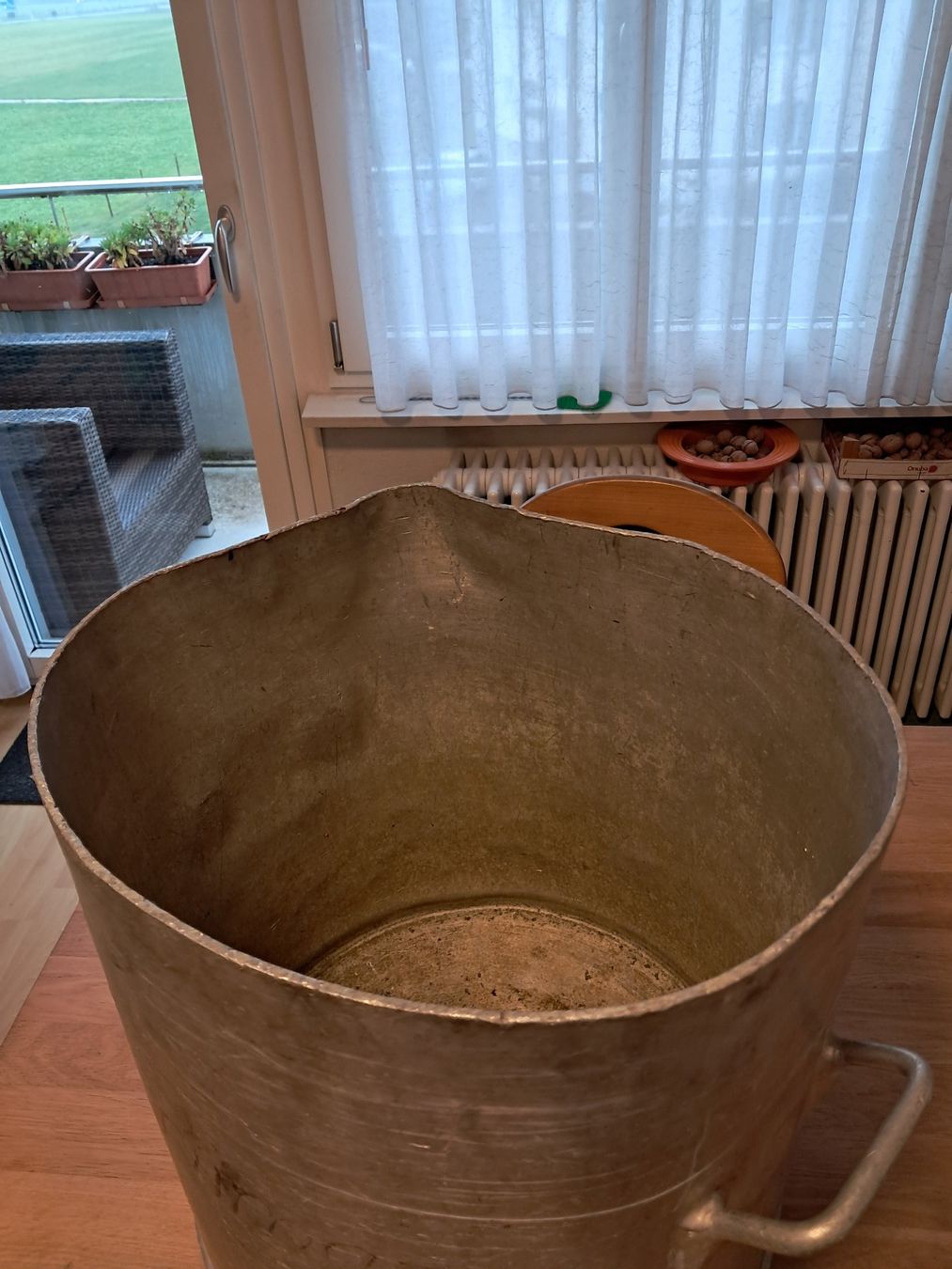 Töpfe: Grosser Aluminium Eimer 50 Liter gebraucht – Gebraucht aus Sempach Station von Sempacherli 1