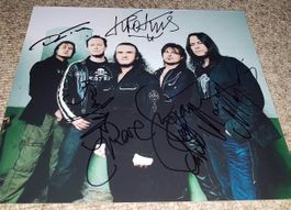 Krokus - Autogramm auf Foto