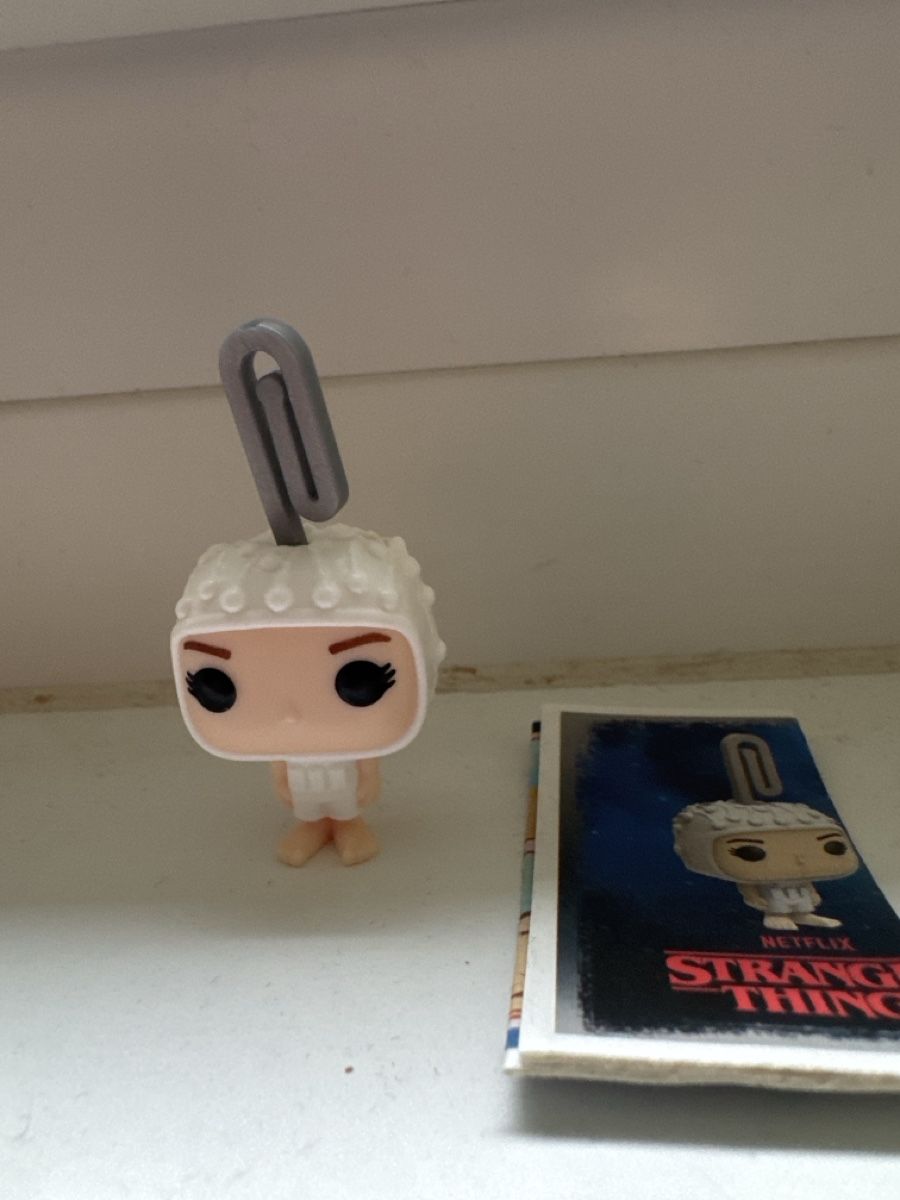 Funko Statuette: Stranger Things Funko Pop Kinder Joy - Eleven – Usato da Zürich venduto da thishoyaofmine