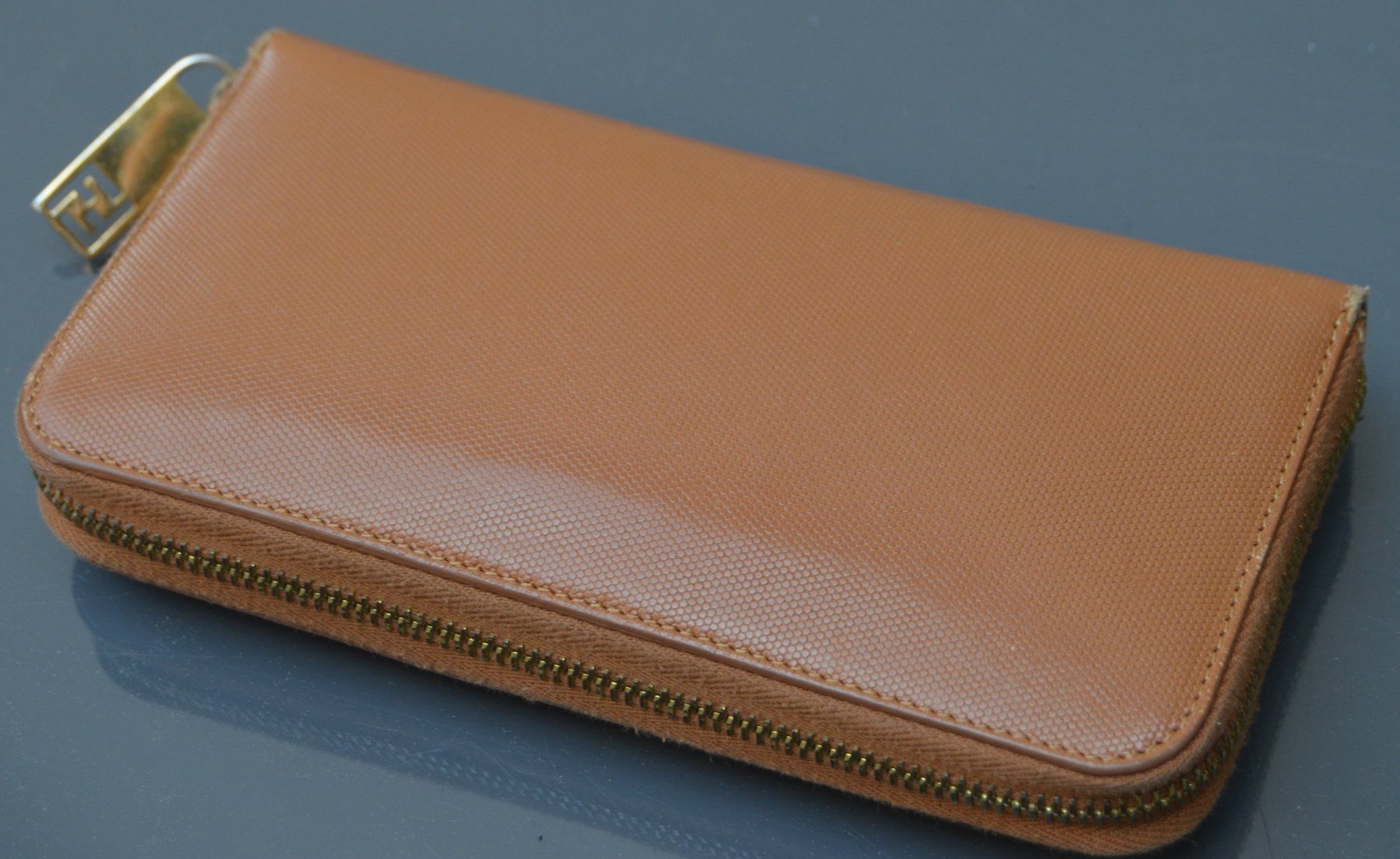 Fendi Portamonete: Fendi Geldbörse / Portefeuille – Usato da Collonges venduto da arashee 4