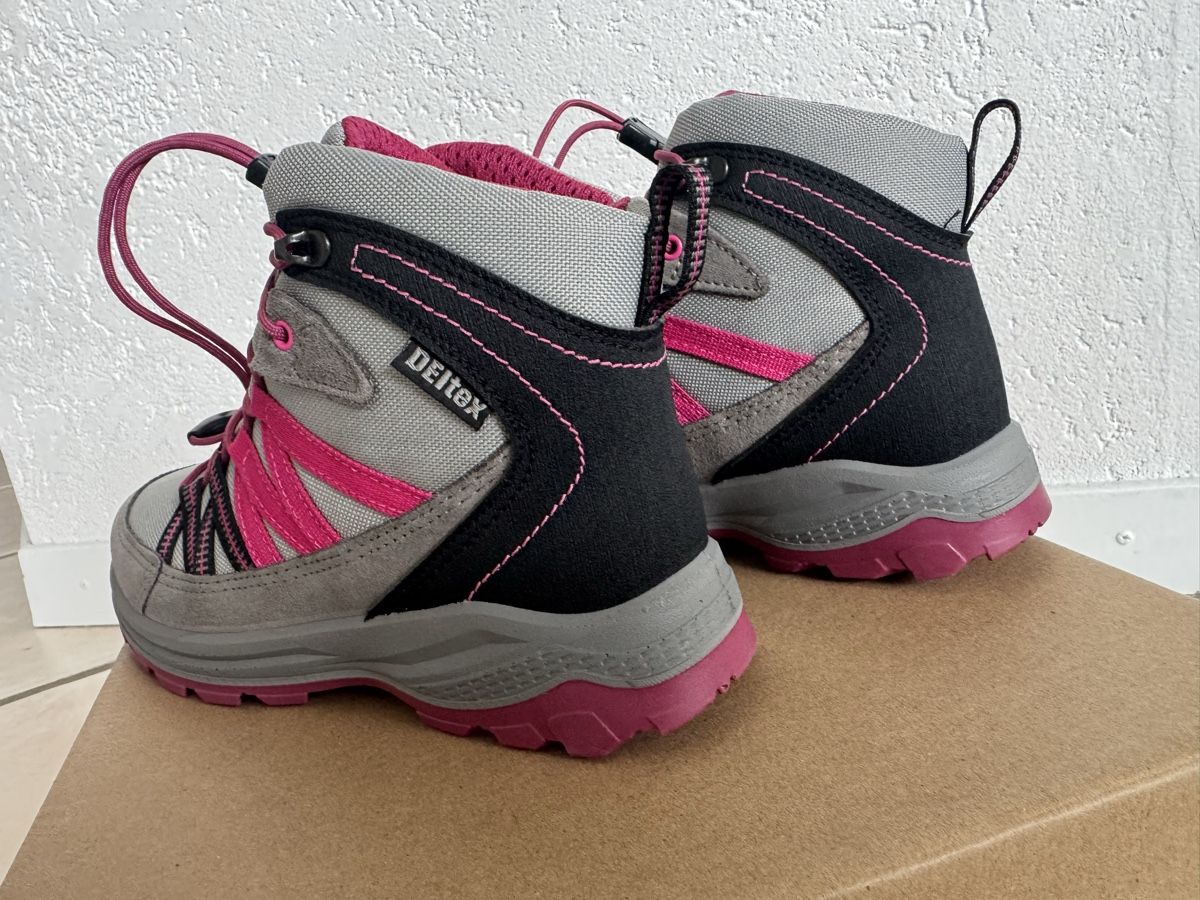 Landrover Scarpe per ragazze: LandRover size 33 New – Nuovo e nell'imballaggio originale da Blonay venduto da art_7f87 1
