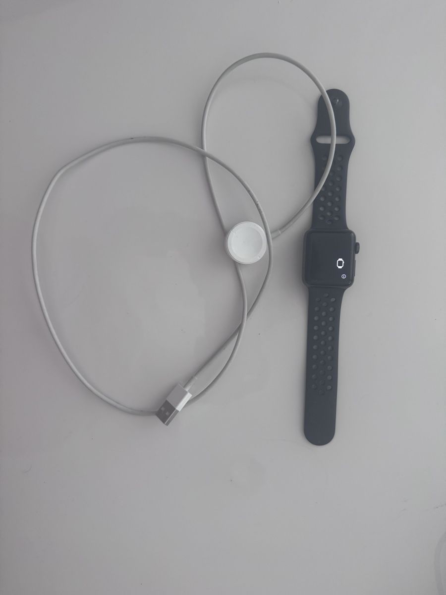 Apple Smartwatch: Apple Watch Series 3 Nike, 38mm – Usato da Uzwil venduto da pas_ffq8