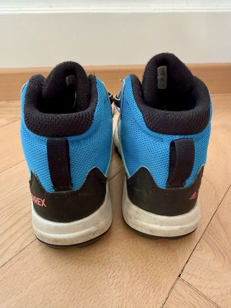 Adidas Scarpe da uomo: Wanderschuhe Adidas Terrex (Grösse 29) – Usato da Zürich venduto da Milu111 3