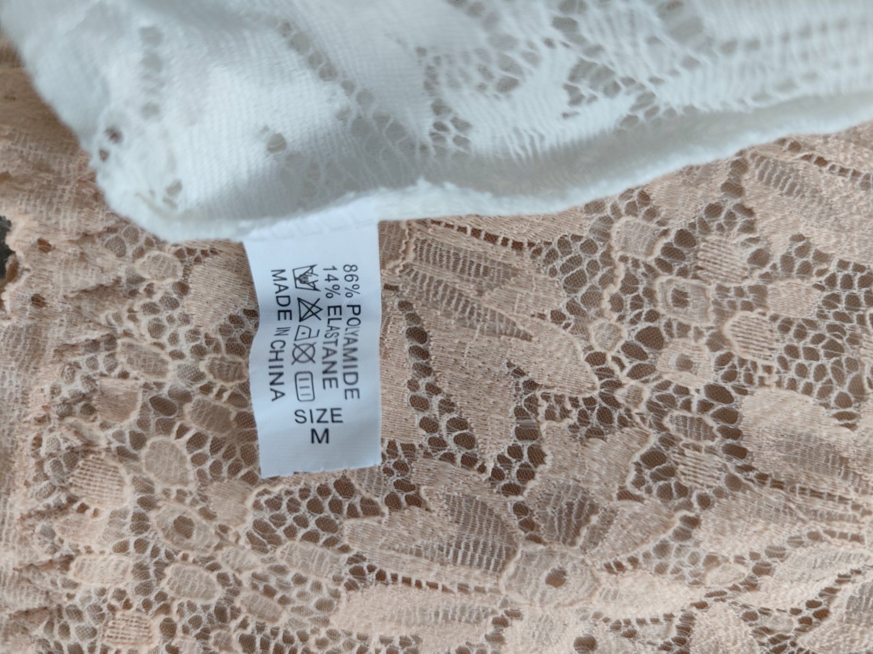 Altra biancheria intima: Bustier Spitze 2er Set beige weiss Grösse M neu – Nuovo (secondo la descrizione) da Eschenbach LU venduto da Orchi 1