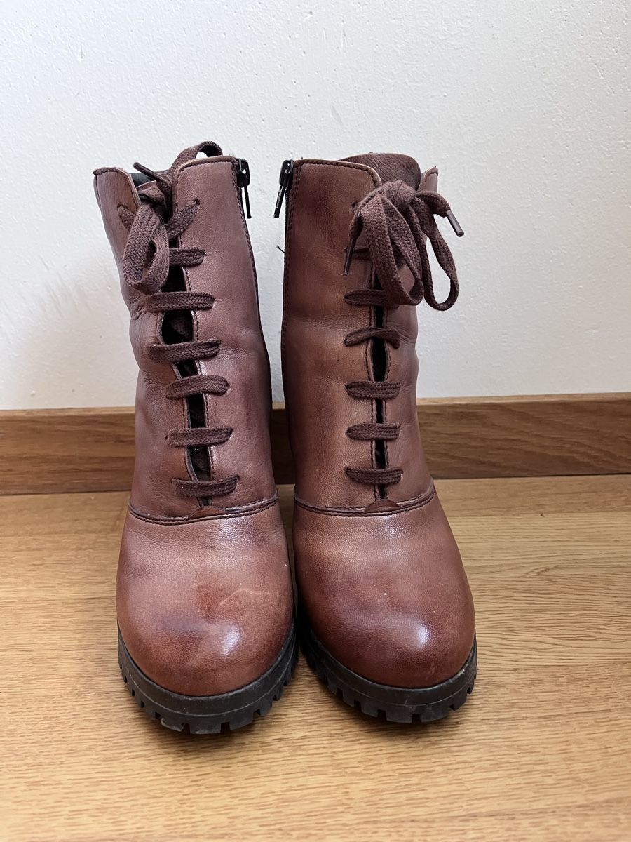 Scarpe da donna: Damen Schnürstiefeletten – Usato da Solothurn venduto da sil_9cyw 1