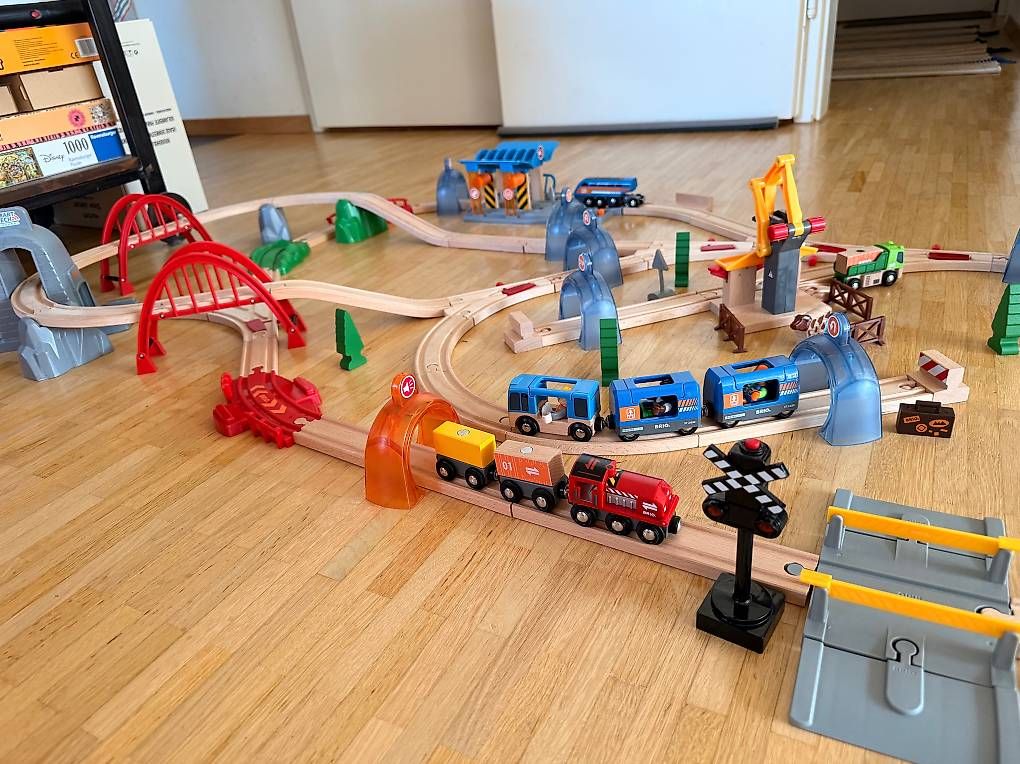 Spielzeuge: BRIO World XXL Eisenbahn-Set  – Gebraucht aus Egg b. Zürich von mst_vnf7 4