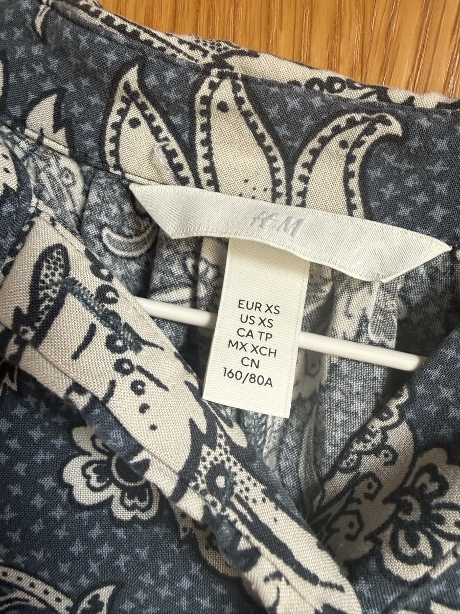 H&M Vestiti: Vestito H&M floreale blu tg XS – Usato da Glis venduto da dor_b2nc 1