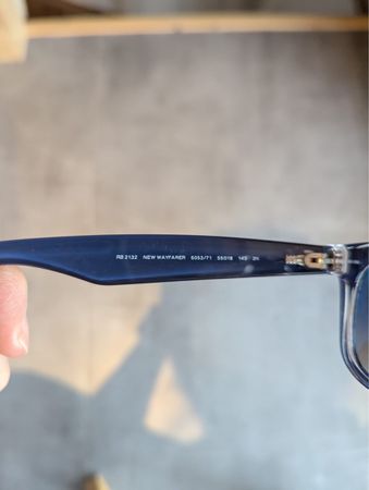Magnifiques lunettes de soleil RayBan femme