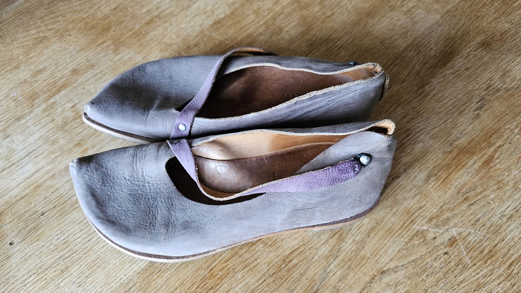 Scarpe da donna: Chaussures en cuir Cidwoq, taille 37 – Usato da Etoy venduto da az2011