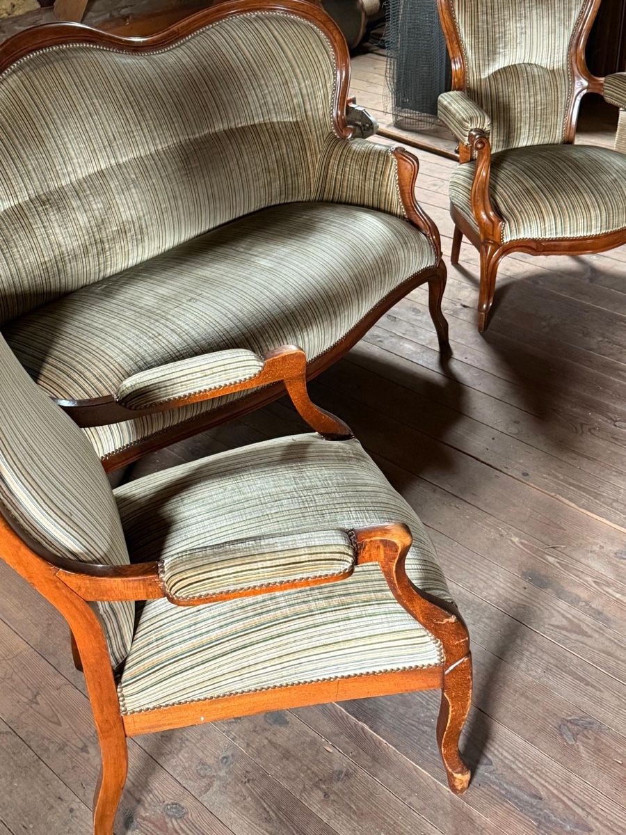 Sofas: Wohnzimmer-Ensemble im antiken Stil – Gebraucht aus Zürich von Anziska 2
