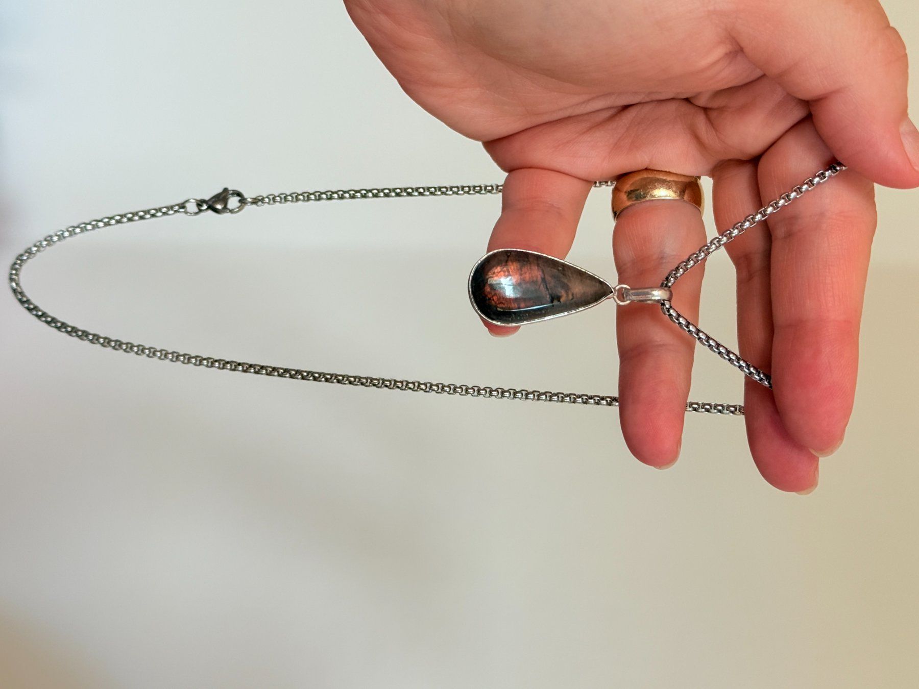 Catenine: Labradorite necklace – Nuovo e nell'imballaggio originale da Genève venduto da AGBERG 9